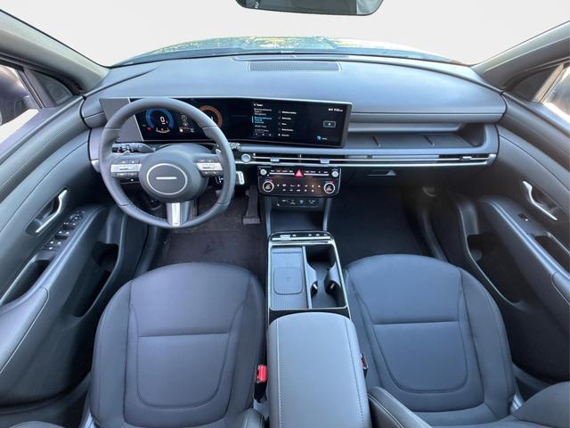 Hyundai / TUCSON / Grau / / / Hybrid NAVI+KAMERA+SHZ+LED+TEMPOMAT+17 ALU+PDC, Beispielbilder, ggf. teilweise mit Sonderausstattung