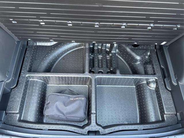 Hyundai / TUCSON / Grau / / / Hybrid NAVI+KAMERA+SHZ+LED+TEMPOMAT+17 ALU+PDC, Beispielbilder, ggf. teilweise mit Sonderausstattung