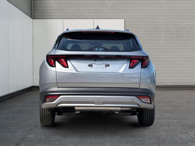 Hyundai / TUCSON / Silber / / / Hybrid NAVI+KAMERA+SHZ+LED+TEMPOMAT+17 ALU+PDC, Beispielbilder, ggf. teilweise mit Sonderausstattung