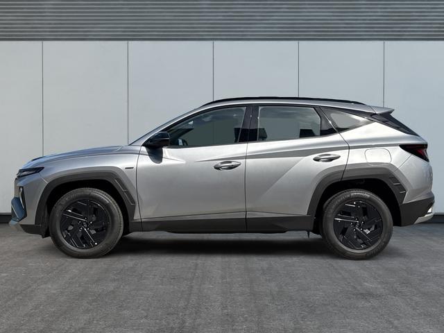 Hyundai / TUCSON / Silber / / / Hybrid NAVI+KAMERA+SHZ+LED+TEMPOMAT+17 ALU+PDC, Beispielbilder, ggf. teilweise mit Sonderausstattung