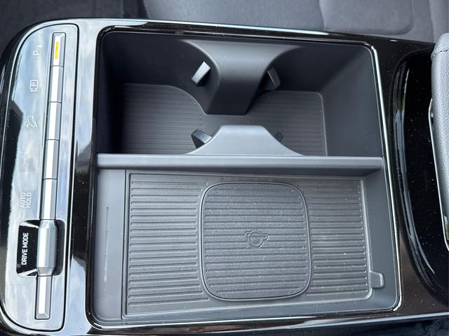 Hyundai / TUCSON / Wei&szlig; / / / Hybrid NAVI+KAMERA+SHZ+LED+TEMPOMAT+17 ALU+PDC, Beispielbilder, ggf. teilweise mit Sonderausstattung
