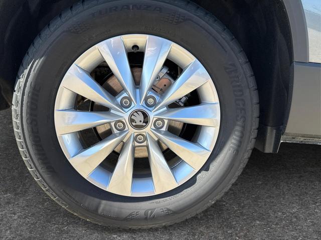 Skoda / Karoq / / / / AHK+el.HECKKLAPPE+KAMERA+PDC+ACC, Beispielbilder, ggf. teilweise mit Sonderausstattung