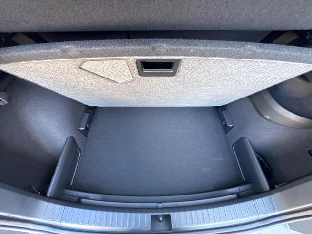 Skoda / Karoq / / / / AHK+el.HECKKLAPPE+KAMERA+PDC+ACC, Beispielbilder, ggf. teilweise mit Sonderausstattung