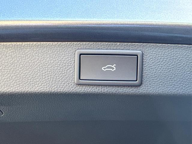 Skoda / Karoq / / / / AHK+el.HECKKLAPPE+KAMERA+PDC+ACC, Beispielbilder, ggf. teilweise mit Sonderausstattung