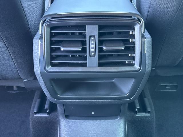 Skoda / Karoq / / / / AHK+el.HECKKLAPPE+KAMERA+PDC+ACC, Beispielbilder, ggf. teilweise mit Sonderausstattung