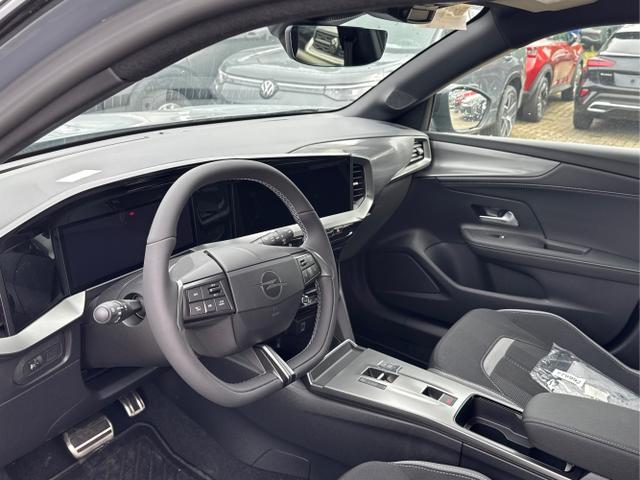 Opel / Mokka / Grau / / / SHZ+KAMERA+LED+PDC+17LM, Beispielbilder, ggf. teilweise mit Sonderausstattung