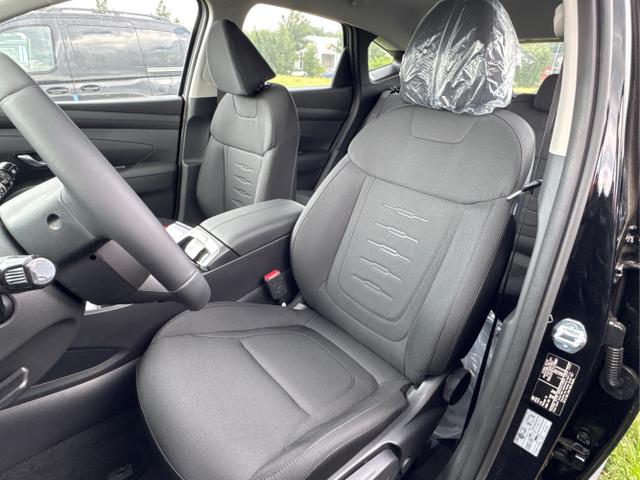 Hyundai / TUCSON / Schwarz / / / NAVI+KAMERA+SHZ+LED+TEMPOMAT+17 ALU+PDC, Beispielbilder, ggf. teilweise mit Sonderausstattung