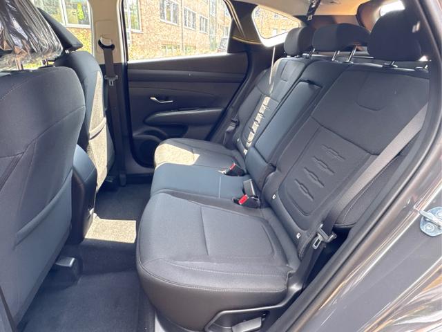 Hyundai / TUCSON / Grau / / / NAVI+KAMERA+SHZ+LED+TEMPOMAT+17 ALU+PDC, Beispielbilder, teilweise mit Sonderausstattung