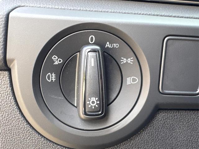 Volkswagen / T-Cross / Schwarz / / / MATRIX+SHZ+KAMERA+ACC+18'' ALU+KESSY+APP, Beispielbilder, ggf. teilweise mit Sonderausstattung