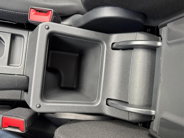 Volkswagen / T-Cross / Schwarz / / / MATRIX+SHZ+KAMERA+ACC+18'' ALU+KESSY+APP, Beispielbilder, ggf. teilweise mit Sonderausstattung