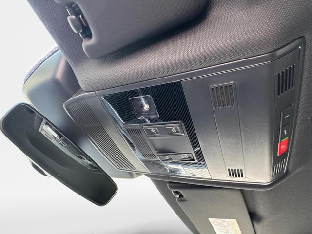 Volkswagen / T-Cross / Schwarz / / / MATRIX+SHZ+KAMERA+ACC+18'' ALU+KESSY+APP, Beispielbilder, ggf. teilweise mit Sonderausstattung