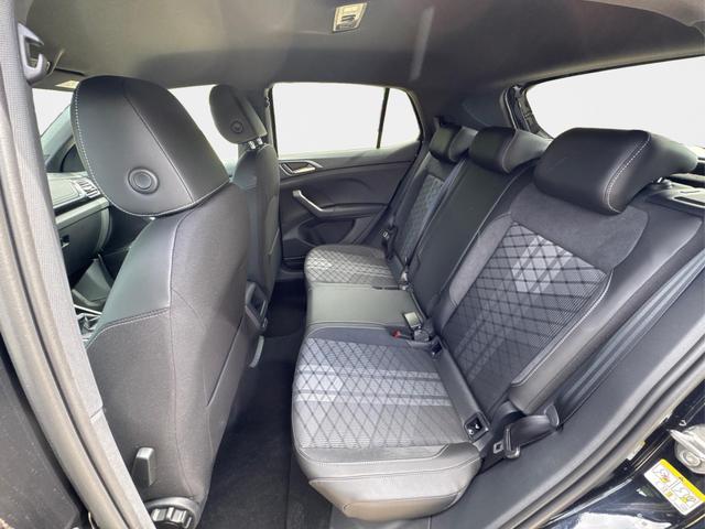 Volkswagen / T-Cross / Schwarz / / / MATRIX+SHZ+KAMERA+ACC+18'' ALU+KESSY+APP, Beispielbilder, ggf. teilweise mit Sonderausstattung