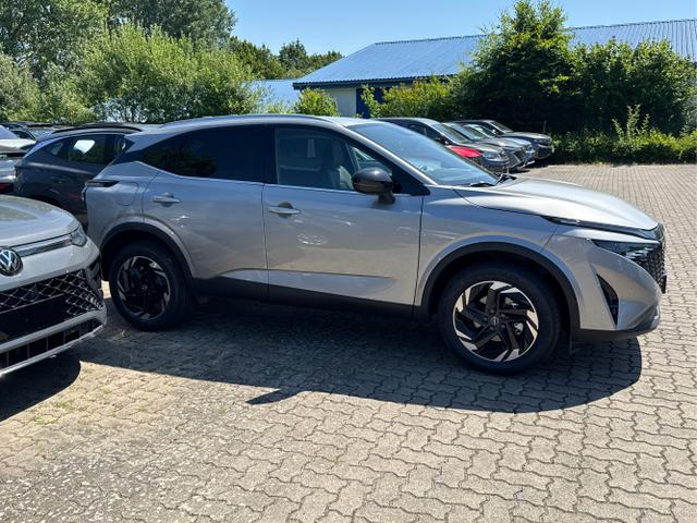Nissan / Qashqai / Silber / / / KAMERA+ACC+PDC+EL.HECKKL.+SHZ+LED , Beispielbilder, ggf. teilweise mit Sonderausstattung