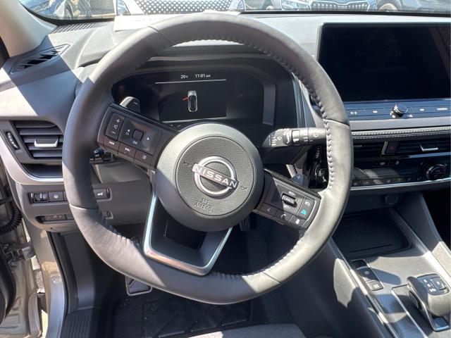Nissan / Qashqai / Silber / / / KAMERA+ACC+PDC+EL.HECKKL.+SHZ+LED , Beispielbilder, ggf. teilweise mit Sonderausstattung