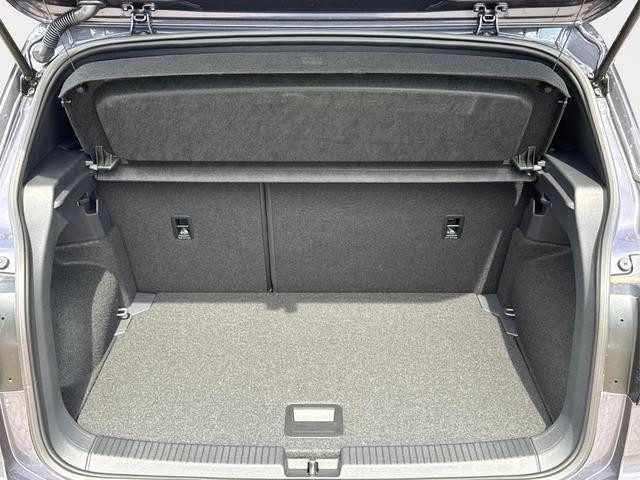 Volkswagen / T-Cross / Grau / / / MATRIX+SHZ+KAMERA+ACC+18'' ALU+KESSY+APP, Beispielbilder, ggf. teilweise mit Sonderausstattung