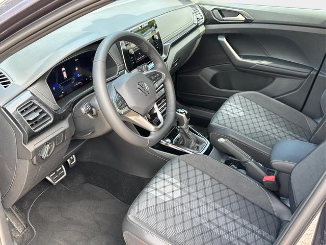 Volkswagen / T-Cross / Grau / / / MATRIX+SHZ+KAMERA+ACC+18'' ALU+KESSY+APP, Beispielbilder, ggf. teilweise mit Sonderausstattung
