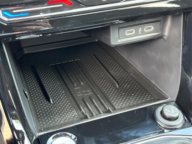 Volkswagen / T-Cross / Grau / / / MATRIX+SHZ+KAMERA+ACC+18'' ALU+KESSY+APP, Beispielbilder, ggf. teilweise mit Sonderausstattung