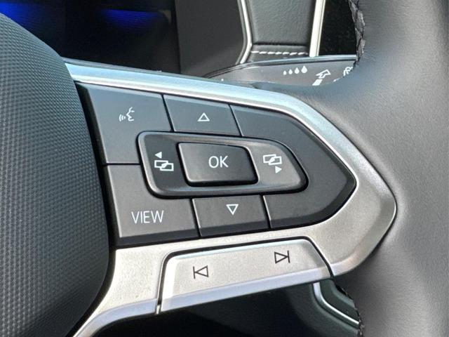Volkswagen / T-Cross / Grau / / / MATRIX+SHZ+KAMERA+ACC+18'' ALU+KESSY+APP, Beispielbilder, ggf. teilweise mit Sonderausstattung