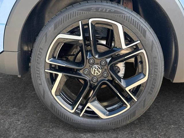Volkswagen / T-Cross / Blau / / / MATRIX+SHZ+KAMERA+ACC+18'' ALU+KESSY+APP