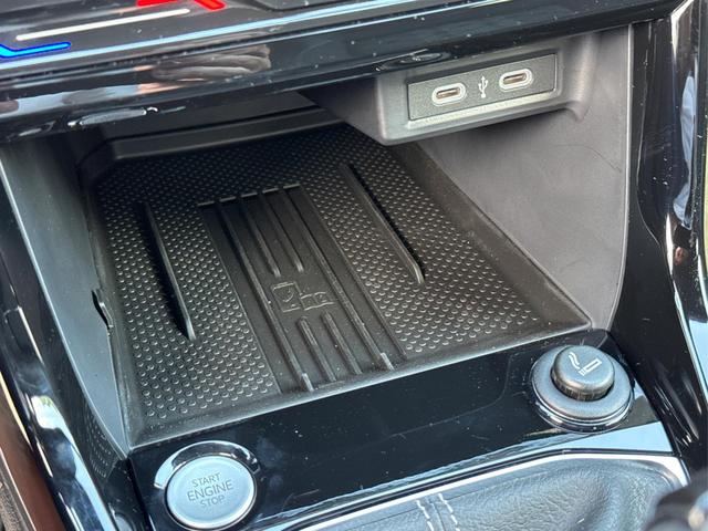 Volkswagen / T-Cross / Blau / / / MATRIX+SHZ+KAMERA+ACC+18'' ALU+KESSY+APP