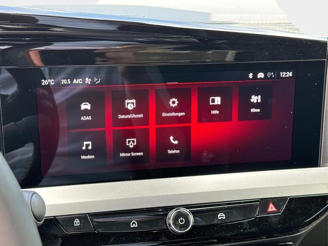 Opel / Mokka / Schwarz / / / SHZ+KAMERA+LED+PDC+17LM