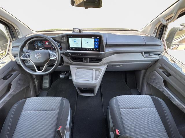Volkswagen / T7 Caravelle / / / / LR+SHZ+AHK+GJR+KLIMAAUT.+ KAMERA+PDC+LED