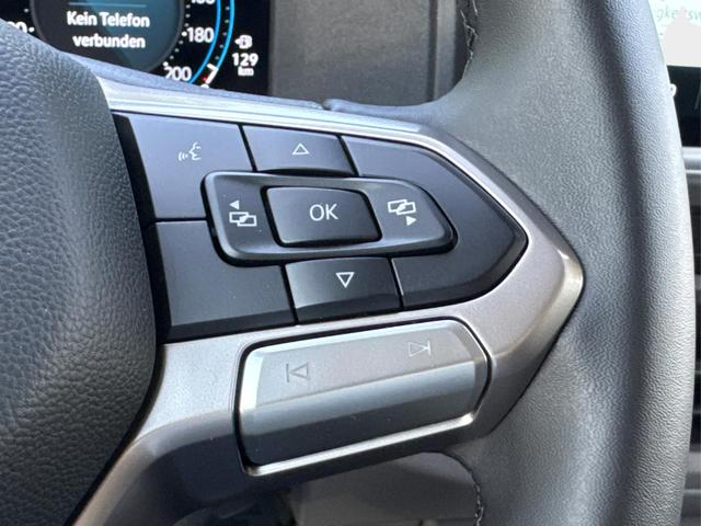 Volkswagen / T7 Caravelle / / / / LR+SHZ+AHK+GJR+KLIMAAUT.+ KAMERA+PDC+LED