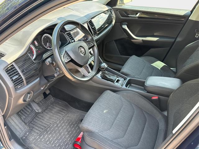 Skoda / Kodiaq / Blau / / / AHK+STANDHEIZUNG+ACC+19ALU+DAB