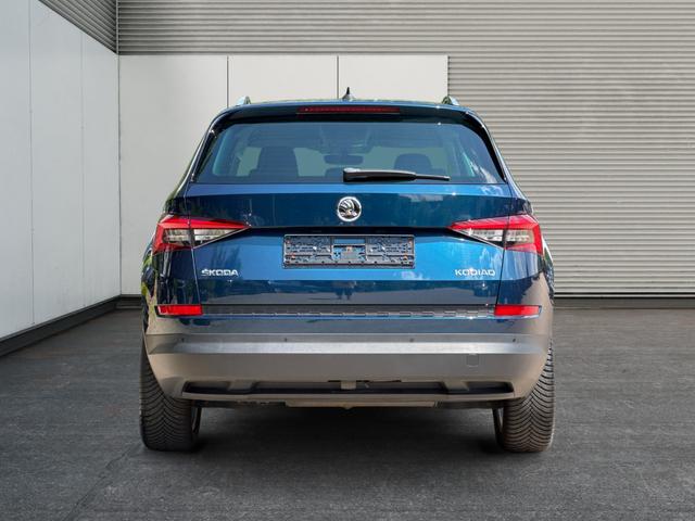 Skoda / Kodiaq / Blau / / / AHK+STANDHEIZUNG+ACC+19ALU+DAB