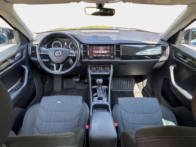Skoda / Kodiaq / Blau / / / AHK+STANDHEIZUNG+ACC+19ALU+DAB