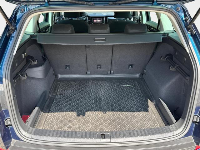 Skoda / Kodiaq / Blau / / / AHK+STANDHEIZUNG+ACC+19ALU+DAB
