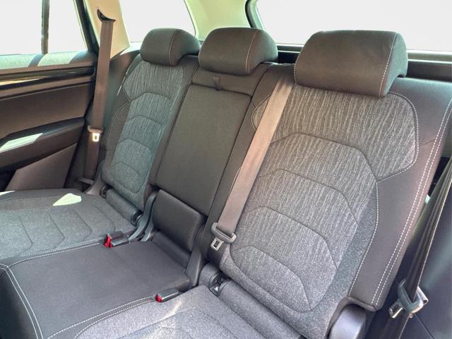 Skoda / Kodiaq / Blau / / / AHK+STANDHEIZUNG+ACC+19ALU+DAB