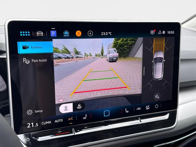 Volkswagen / Golf / Schwarz / / / ACC+SHZ+KLIMA+KAMERA+APP CONNECT+LED+17 ALU