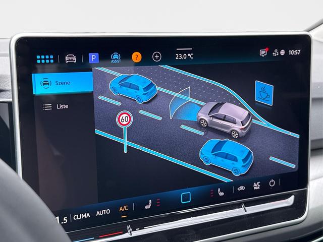 Volkswagen / Golf / Schwarz / / / ACC+SHZ+KLIMA+KAMERA+APP CONNECT+LED+17 ALU