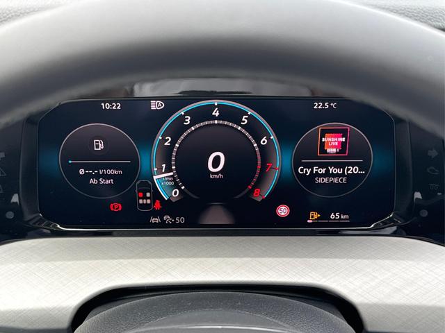 Volkswagen / Golf / Grau / / / ACC+SHZ+KLIMA+KAMERA+APP CONNECT+LED+17 ALU
