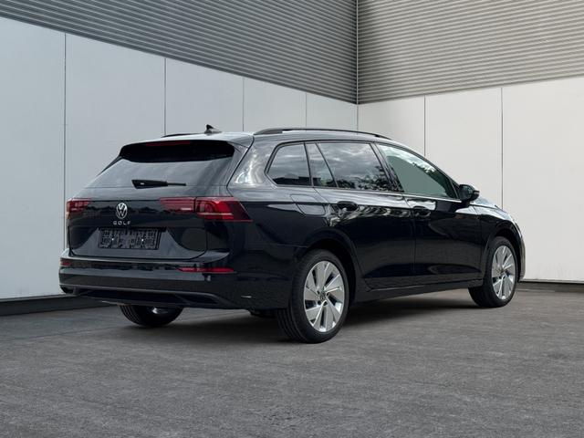 Volkswagen / Golf Variant / Schwarz / / / AHK+ACC+eHK+KAMERA+SHZ+KLIMA+LED+17 ALU