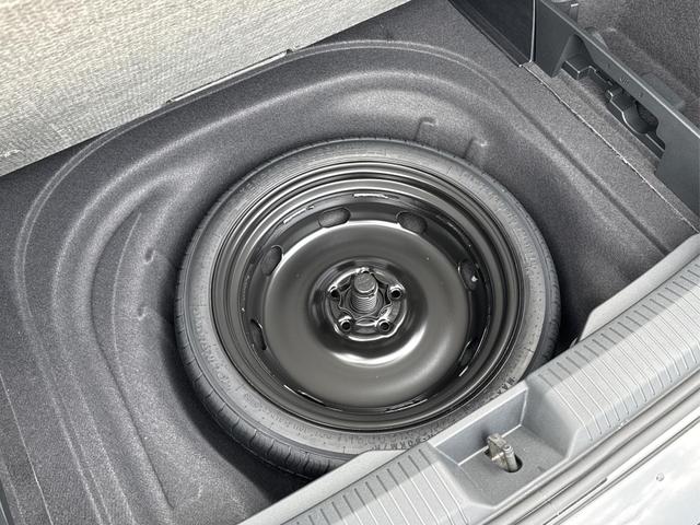 Volkswagen / Golf Variant / Schwarz / / / AHK+ACC+eHK+KAMERA+SHZ+KLIMA+LED+17 ALU