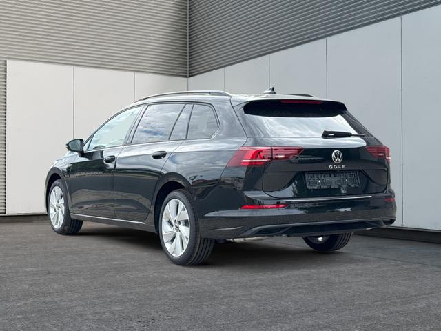 Volkswagen / Golf Variant / Schwarz / / / AHK+ACC+eHK+KAMERA+SHZ+KLIMA+LED+17 ALU