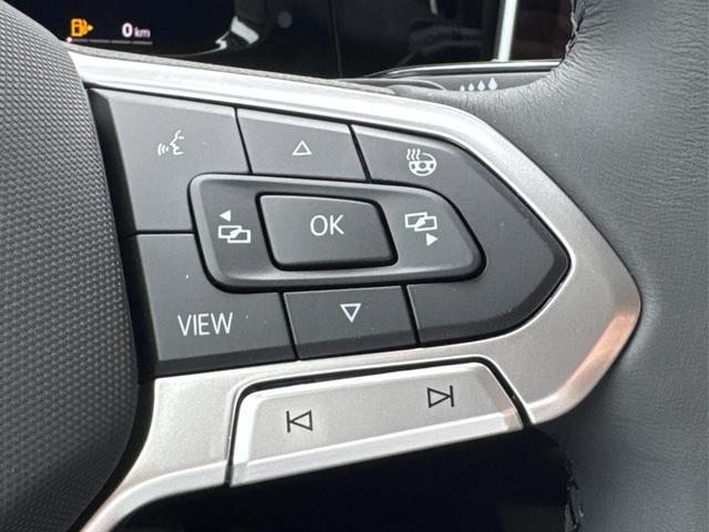 Volkswagen / Golf Variant / Grau / / / AHK+ACC+eHK+KAMERA+SHZ+KLIMA+LED+17 ALU