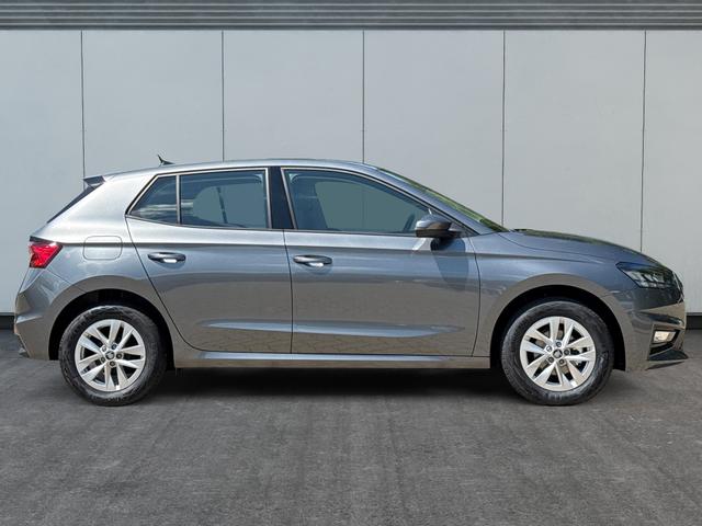 Skoda / Fabia / Grau / / / 5J GARANTIE+KAMERA+SHZ+KLIMA+LED+15 LM+SMARTLINK, Beispielbilder, ggf. teilweise mit Sonderausstattung