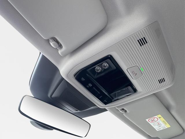 Volkswagen / Golf Variant / Schwarz / / / AHK+ACC+eHK+KAMERA+SHZ+KLIMA+LED+17 ALU