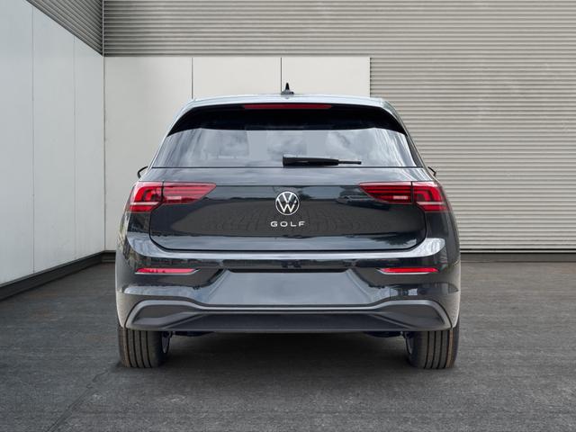 Volkswagen / Golf / Schwarz / / / ACC+SHZ+KLIMA+KAMERA+APP CONNECT+LED+17 ALU