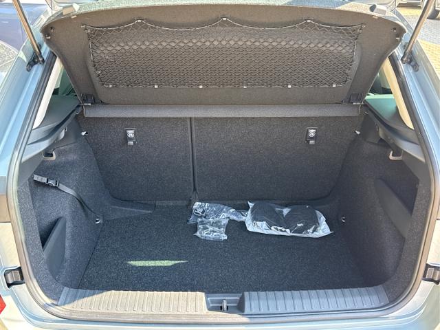 Skoda / Kamiq / Silber / / / SHZ+KAMERA+SMARTLINK+PDC+LED+16 ALU, Beispielbilder, ggf. teilweise mit Sonderausstattung