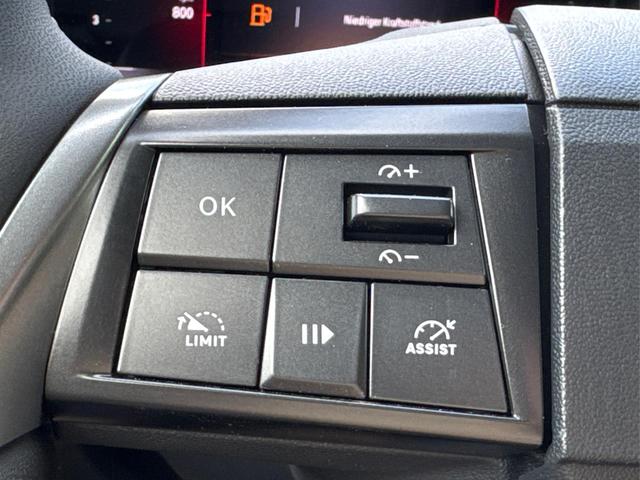 Opel / Mokka / Grau / / / SHZ+KAMERA+LED+PDC+17LM, Beispielbilder, ggf. teilweise mit Sonderausstattung