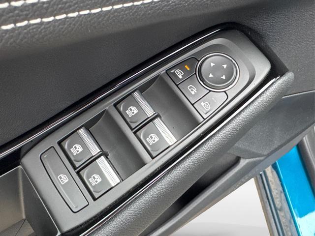 Renault / Austral / Blau / / / LED+KAMERA+PDC+19 LM, Beispielbilder, ggf. teilweise mit Sonderausstattung