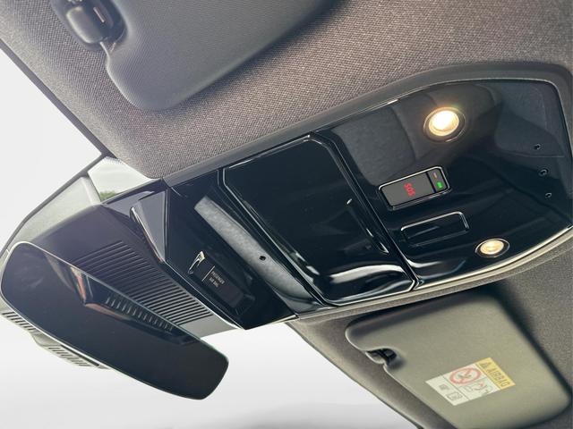 Renault / Austral / Blau / / / LED+KAMERA+PDC+19 LM, Beispielbilder, ggf. teilweise mit Sonderausstattung