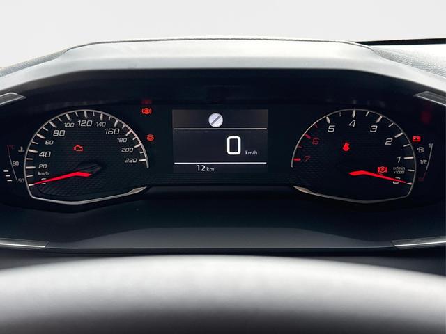 Peugeot / 208 / Schwarz / / / MAN6+KAMERA+NAVI+SHZ+LED+PDC+TEMPOMAT, Beispielbilder, ggf. teilweise mit Sonderausstattung