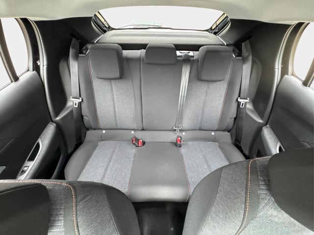 Peugeot / 208 / Schwarz / / / MAN6+KAMERA+NAVI+SHZ+LED+PDC+TEMPOMAT, Beispielbilder, ggf. teilweise mit Sonderausstattung