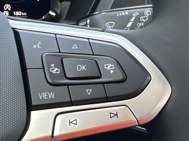 Volkswagen / Caddy Maxi / Grau / / / Caddy Maxi KAMERA+APP+PDC+ACC+LANE ASSIST, Beispielbilder, ggf. teilweise mit Sonderausstattung