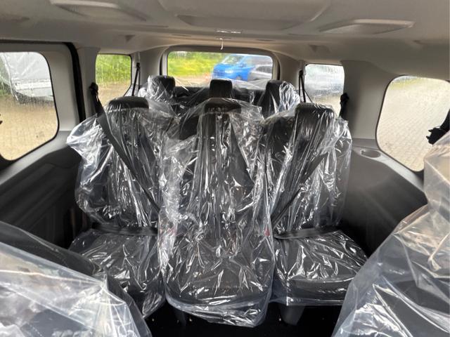 Volkswagen / T7 Caravelle / / / / KR+SHZ+AHK+GJR+KLIMAAUT.+ KAMERA+ PDC+ LED, Beispielbilder, ggf. teilweise mit Sonderausstattung